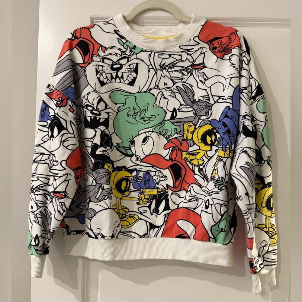 Pull & Bear Looney Tunes sweatshirt size S